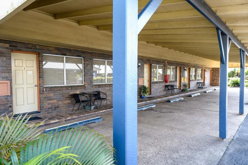 Smart Motels Bert Hinkler Bundaberg Exterior photo