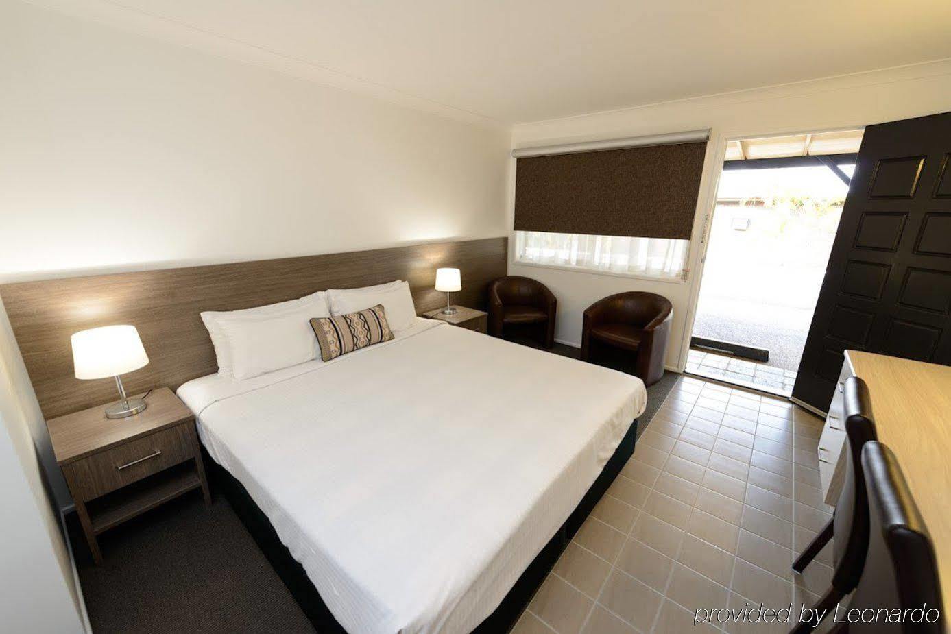 Smart Motels Bert Hinkler Bundaberg Exterior photo