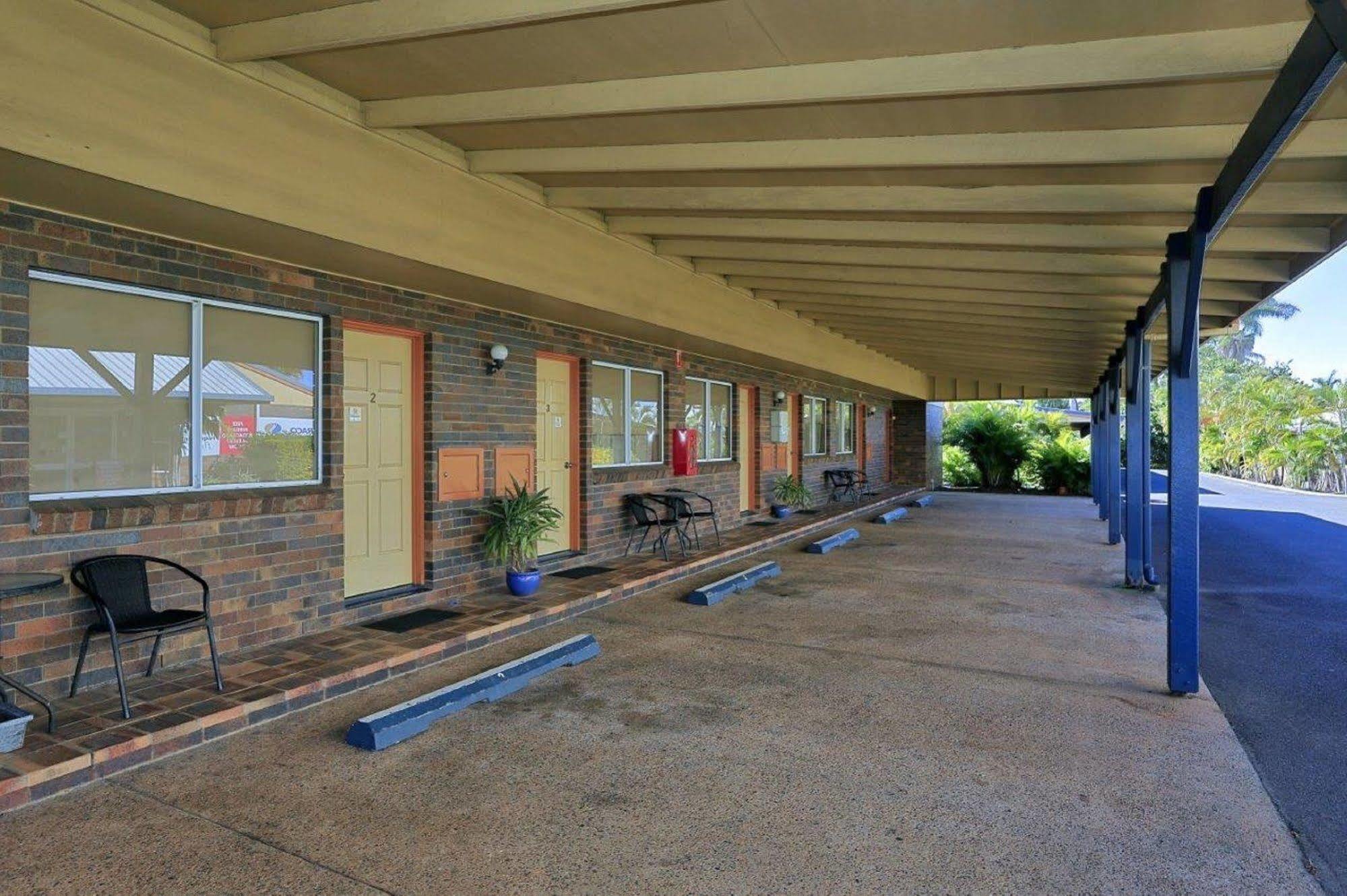 Smart Motels Bert Hinkler Bundaberg Exterior photo