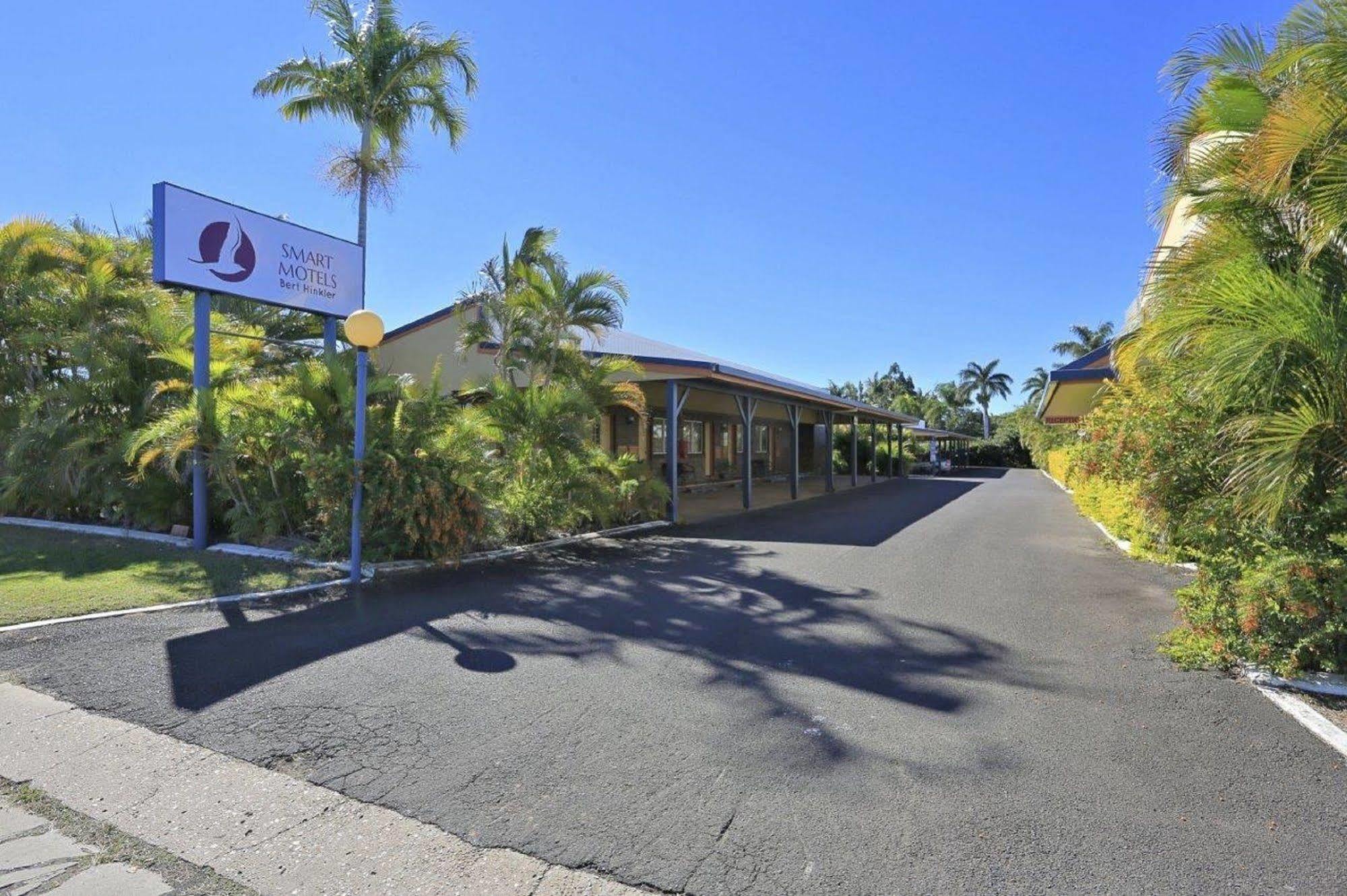 Smart Motels Bert Hinkler Bundaberg Exterior photo